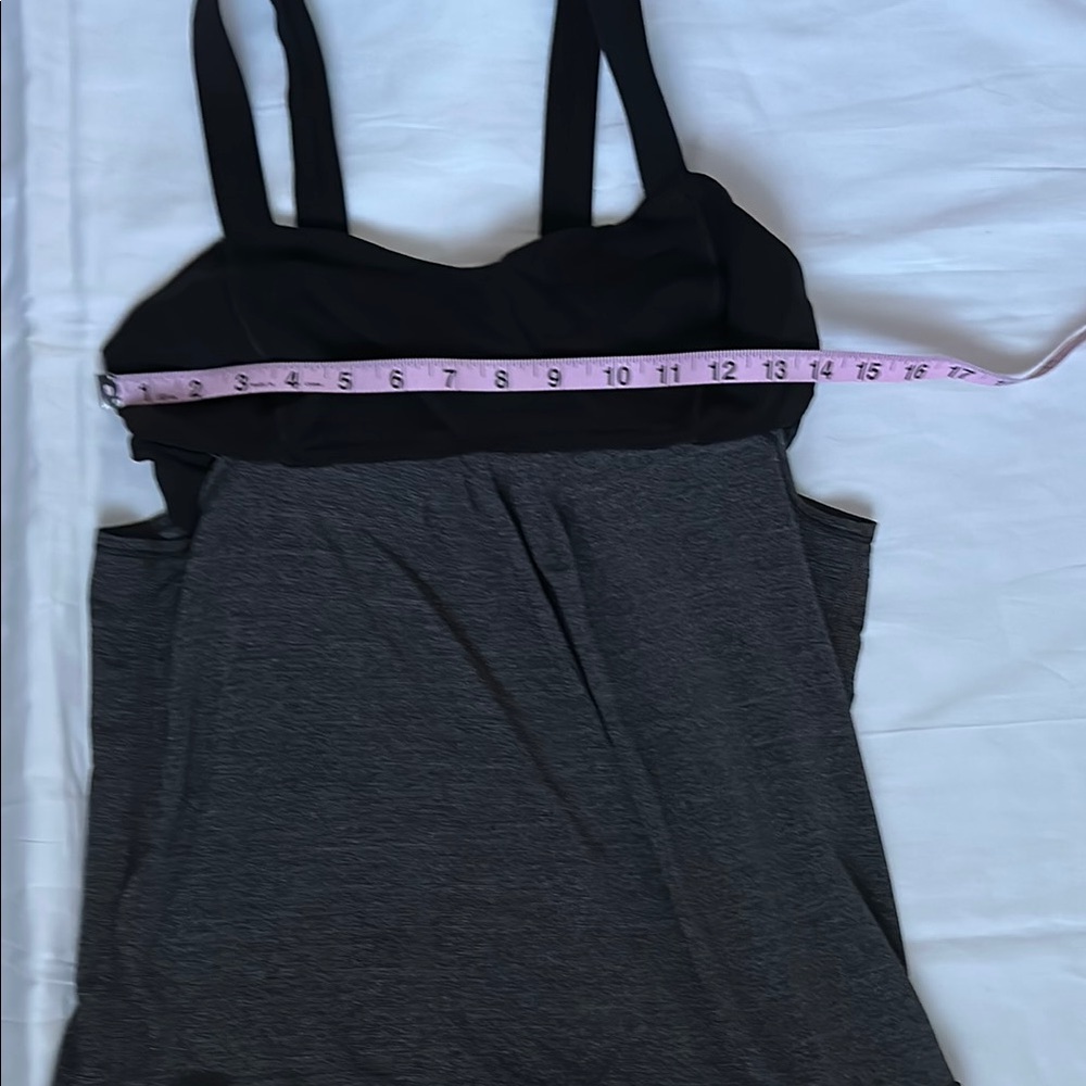 Lululemon Black and Gray Sleeveless Top - Picture 6 of 7